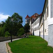 Zv�t�i