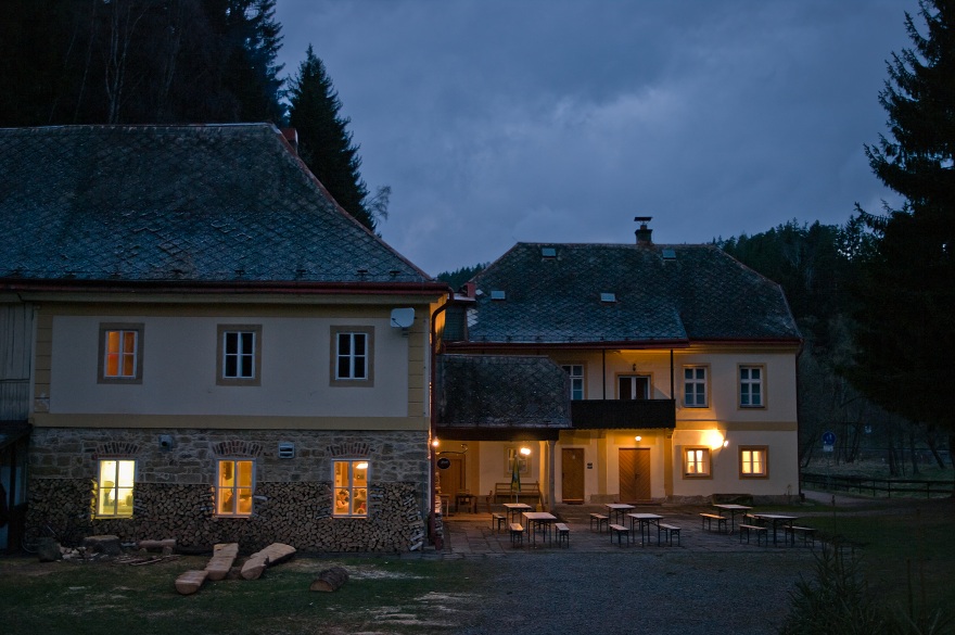 img00018.jpg
