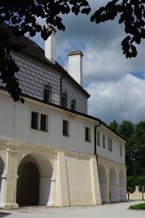 img00006.jpg