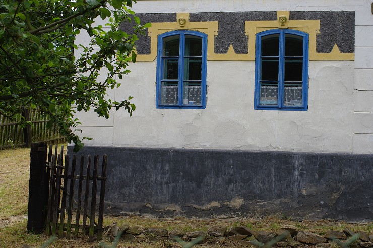 img00010.jpg