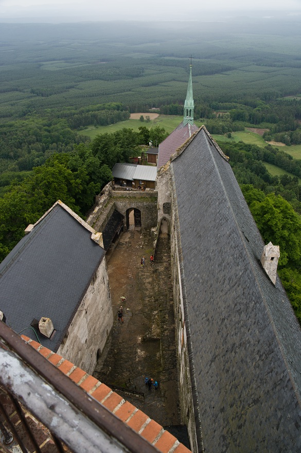img00037.jpg