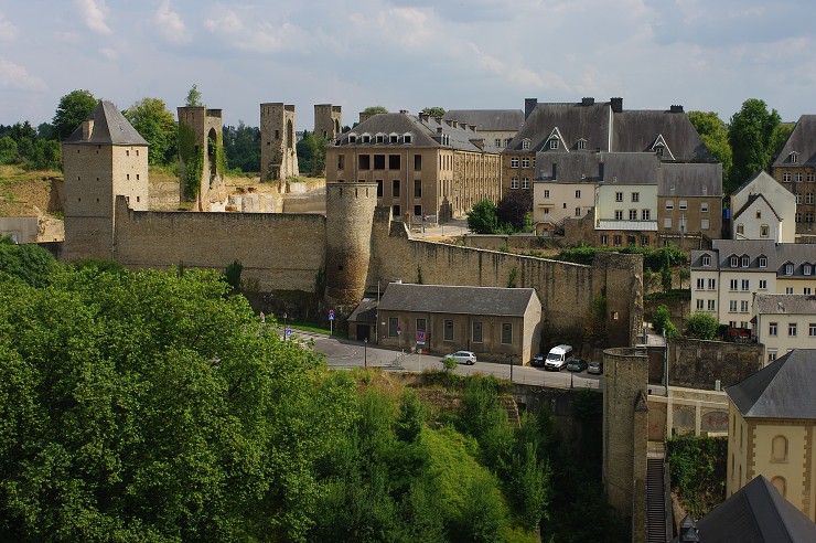 img00007.jpg