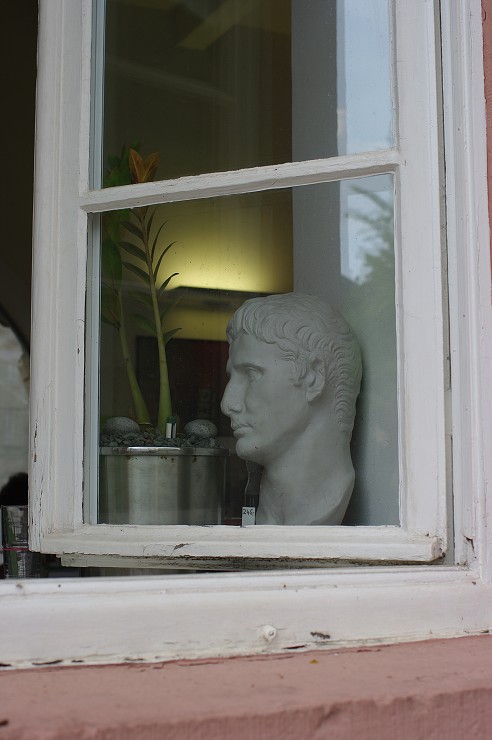 img00019.jpg