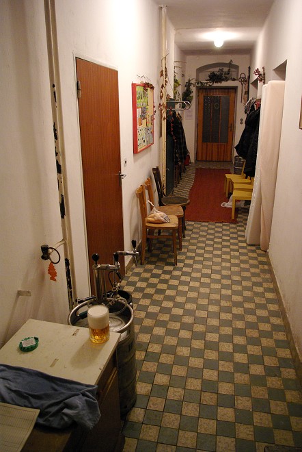 img00030.jpg