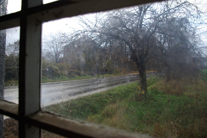 img00107.jpg
