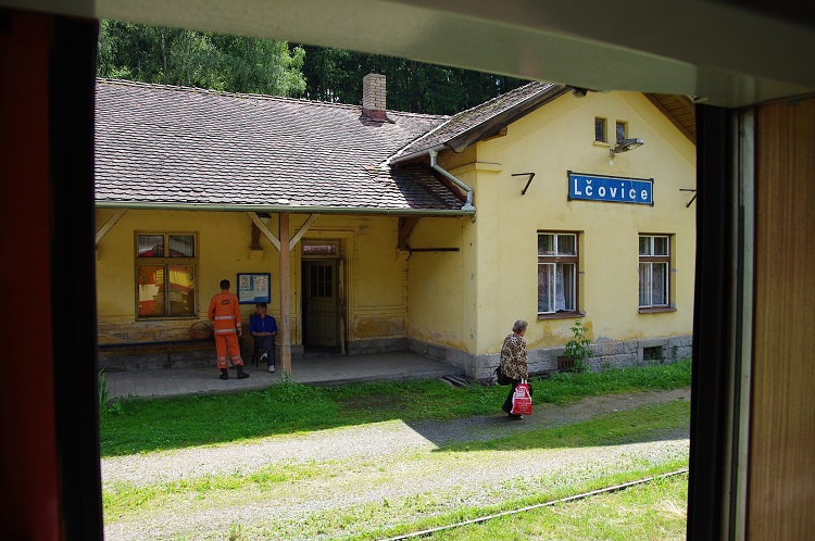 img00027.jpg