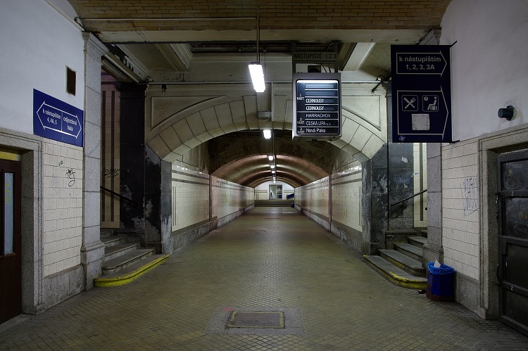 img00084.jpg
